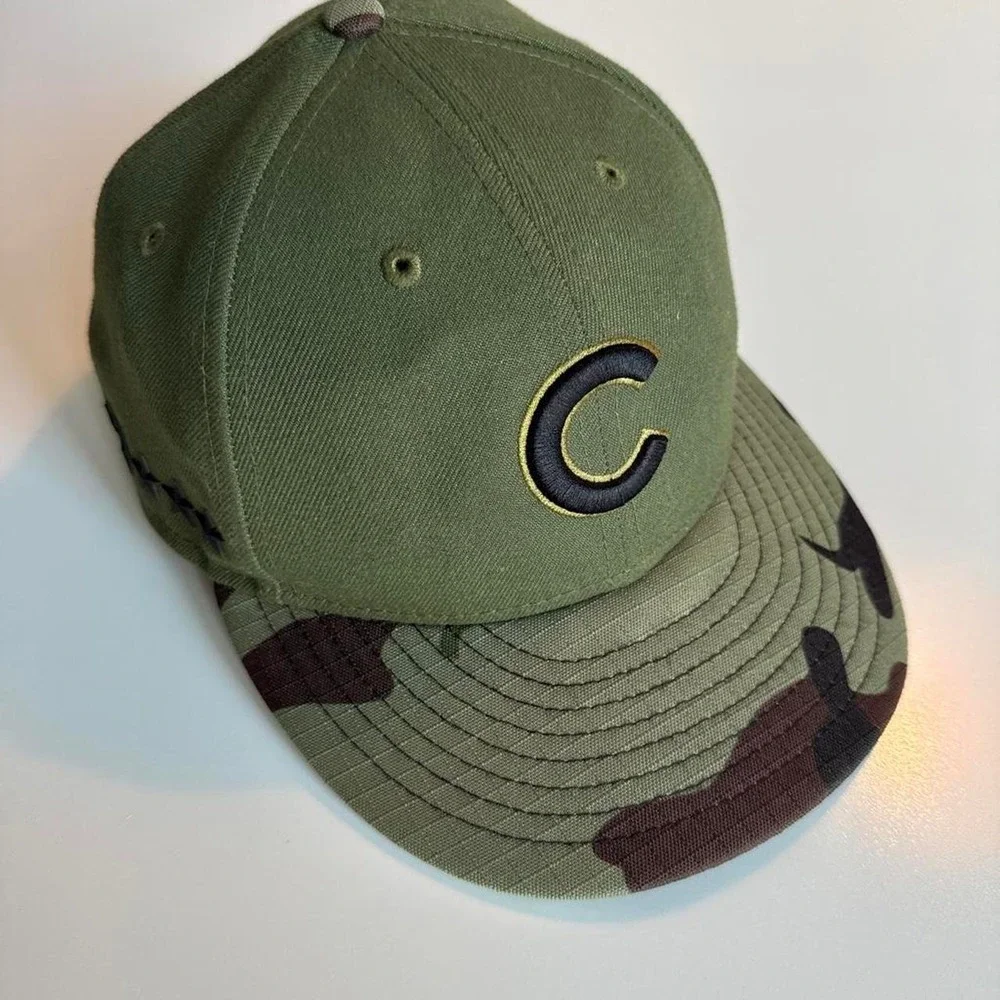 New Era 59Fifty Chicago Cubs Camo Baseball Hat size 7 1/4